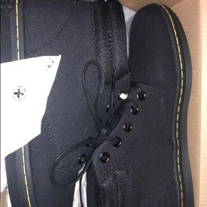 Dr. Martens Black Belmont